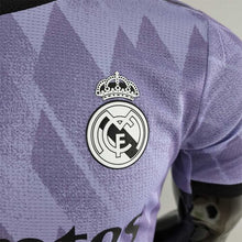 Load image into Gallery viewer, REAL MADRID AWAY RETRO JERSEY 22/23
